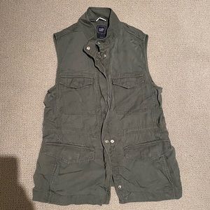 Gap Utility Vest